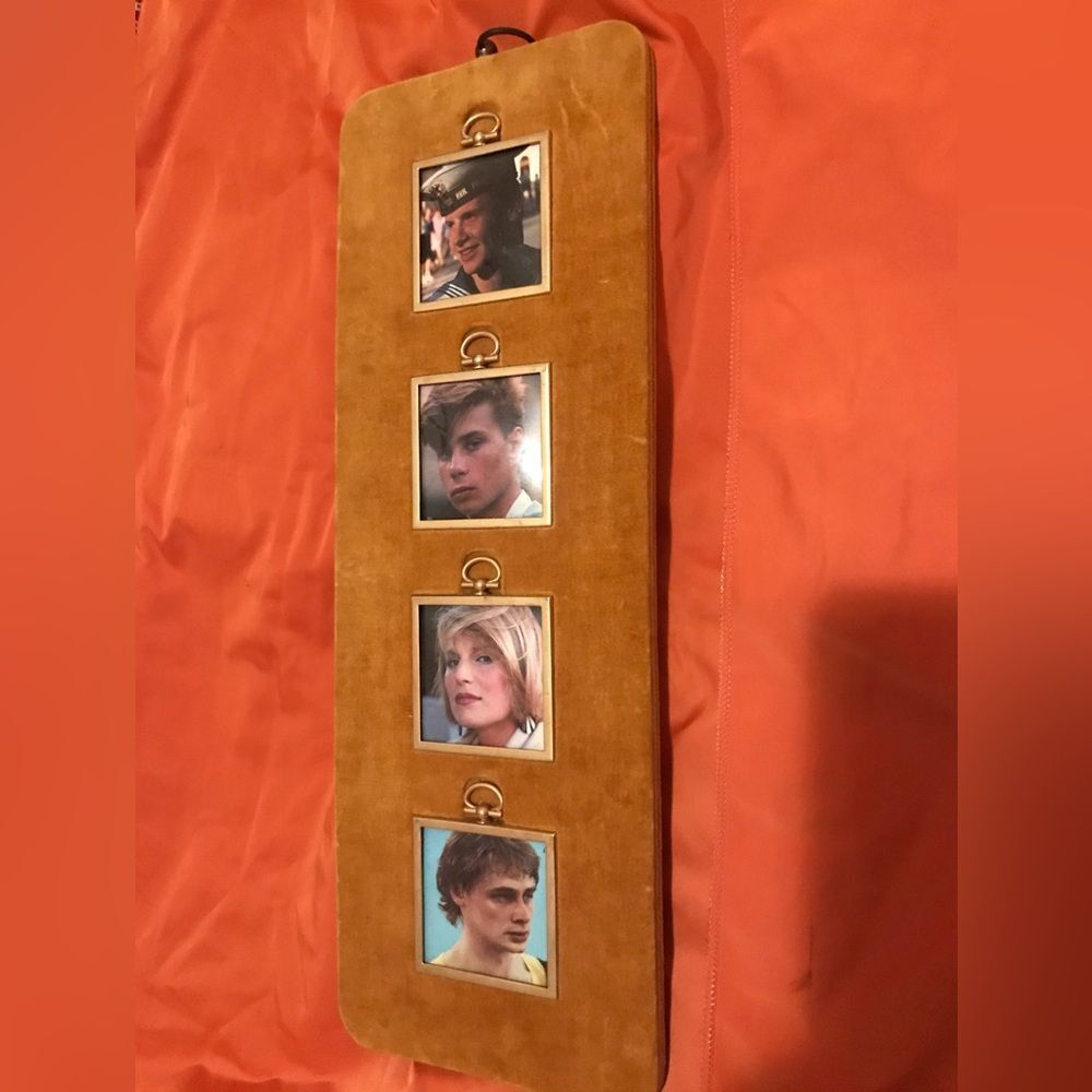 Vintage Velvet 4 Mini Frames in a Frame-v. unique/good condition-Mustard-unused